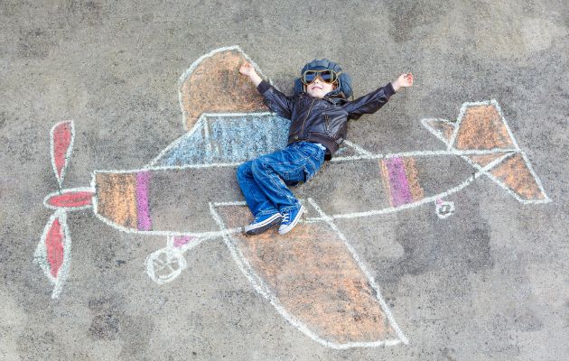 chalk drawing with grandchildren