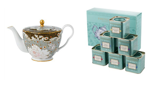 teapot and tea