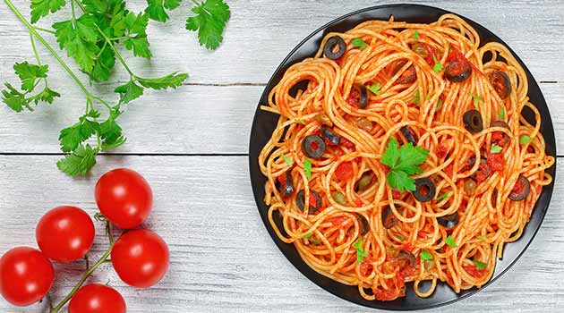 anchovy pasta and tomato sauce
