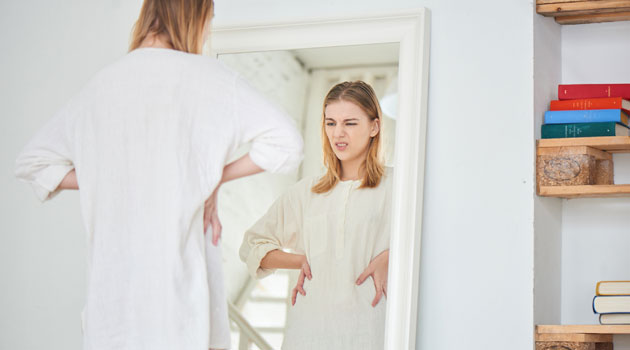 girl mirror