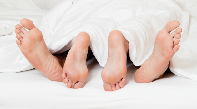 feet in bed