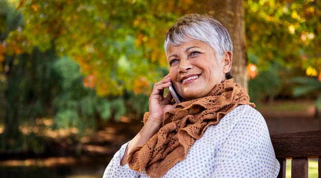 very short hairstyles for older women